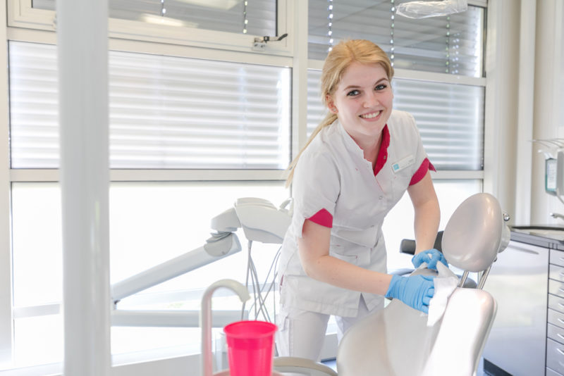tandarts Beesd - tandartsengroepspraktijk Dental Clinics Beesd