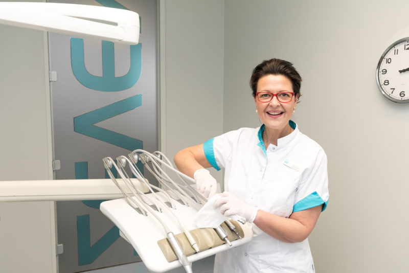 mondhygiënist Enschede - mondhygiënist Dental Clinics Enschede