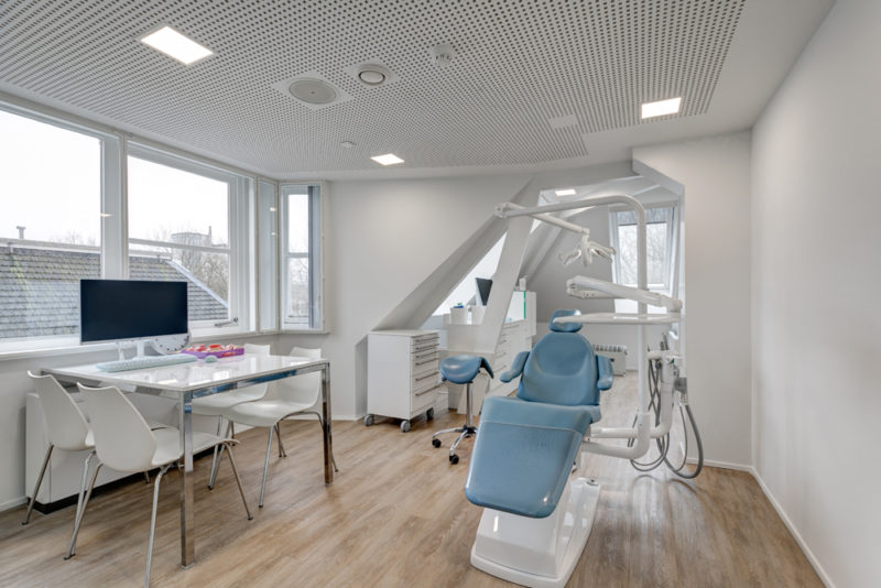 tandarts Zwolle - behandelkamer Dental Clinics Zwolle