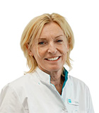 Portretfoto van Atie Baauw Dental Clinics Beesd