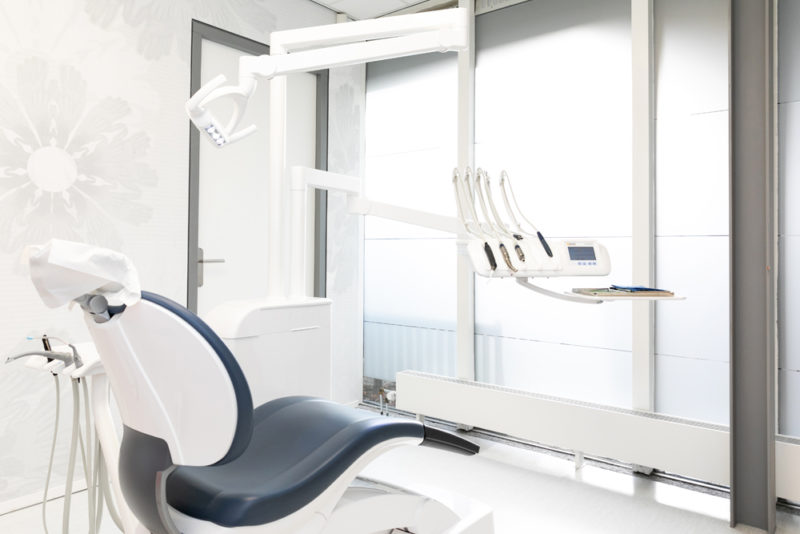 tandarts Hoogezand - behandelkamer Dental Clinics Hoogezand