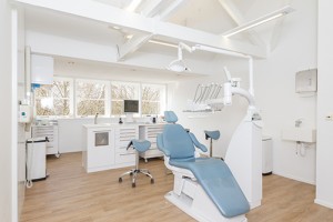 Moderne en lichte behandelkamers | tandarts vacatures