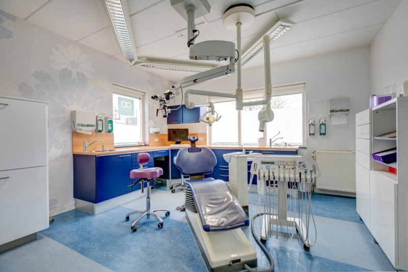 tandartspraktijk Almere Kruidenwijk - behandelkamer Dental Clinics Almere Doddegrasweg