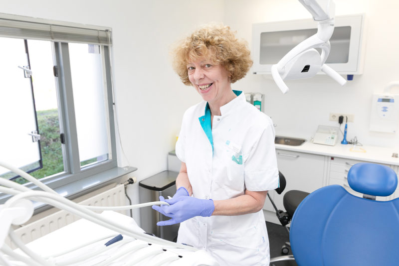 mondhygiënist Almere Filmwijk - preventie Dental Clinics Almere Filmwijk