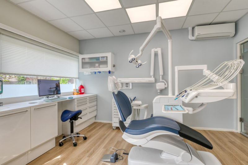 tandarts Rotterdam Hillegersberg - behandelkamer Dental Clinics Rotterdam Berglustlaan
