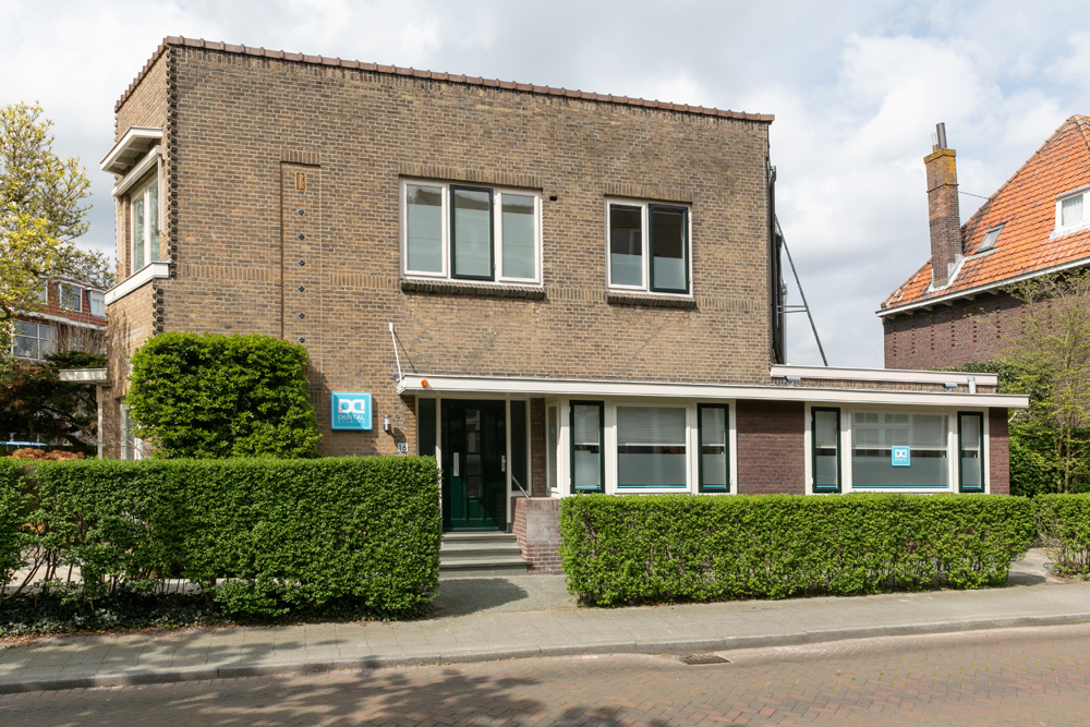 tandarts Rotterdam Hillegersberg - gebouw Dental Clinics Rotterdam Berglustlaan