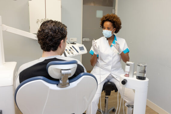 Dental Clinics - DC Berglustlaan 9-12-2024 19