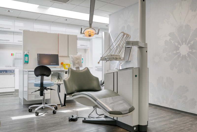 tandarts Breda West - behandelkamer Dental Clinics Breda Belcrum Linie