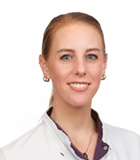 Portretfoto van Claire Horsten Dental Clinics Ridderkerk