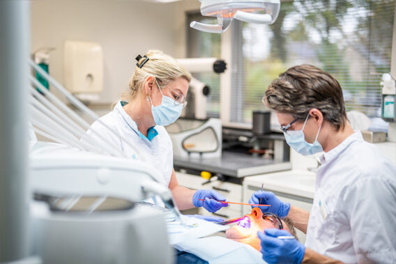 Dental Clinics - DentalClinics_Rolde_Foto19_web