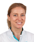 Portretfoto van Nicole Princen Dental Clinics Weert