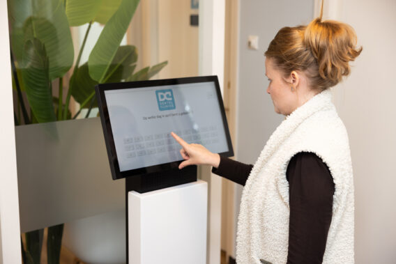 Patient registers with Dental Clinics Den bosch via the registration screen