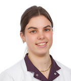 Portretfoto van Sharon Berends Dental Clinics Nunspeet