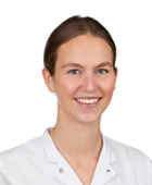 Portretfoto van Julia Liezen Dental Clinics Hattem