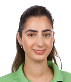 Portretfoto mondhygiënist Buse Uscu Dental Clinics Scharn