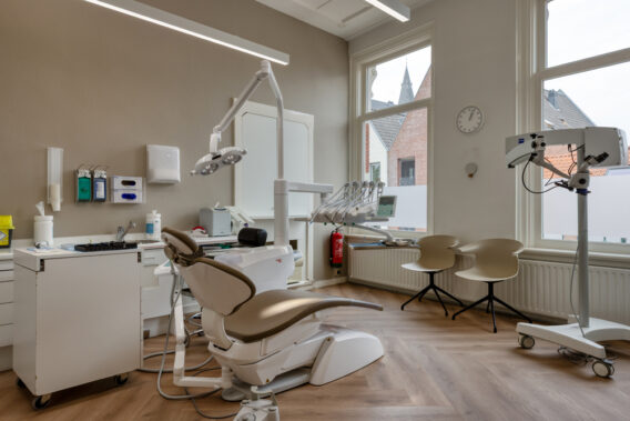 Behandelkamer Dental Clinics Steenbergen