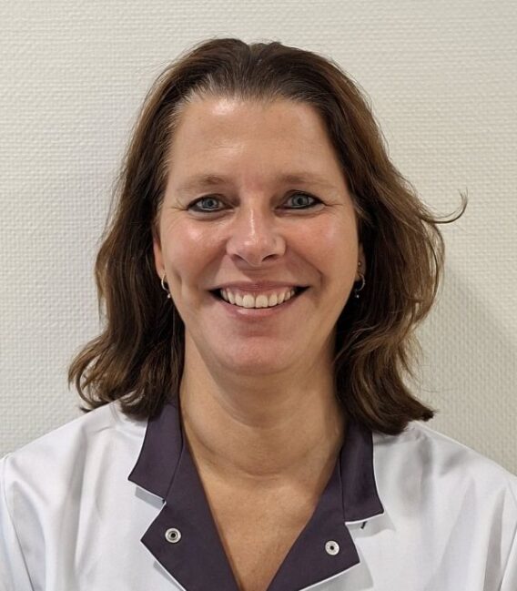 Portrait photo of Pascalle Dental Clinics Tilburg Amazone -web