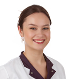 Portretfoto van Dagmar Sierksma Dental Clinics Bloemendaal
