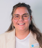Portretfoto receptionist Josien Dental Clinics Lohmanlaan